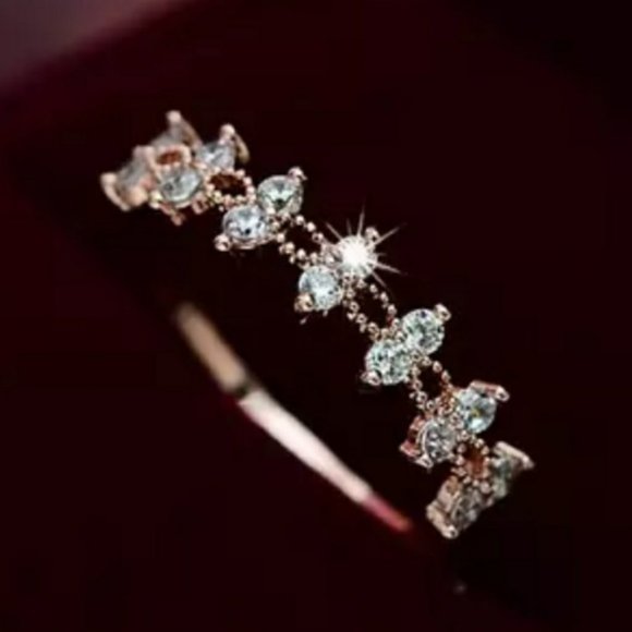 Jewelry - NEW 18K Rose Gold Double Round Diamond Ring